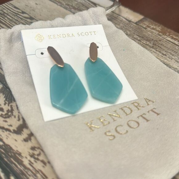 NEW Kendra Scott *Camila* Turquoise/Teal Quartzite 14k GP Rose Gold Earrings - Picture 4 of 5